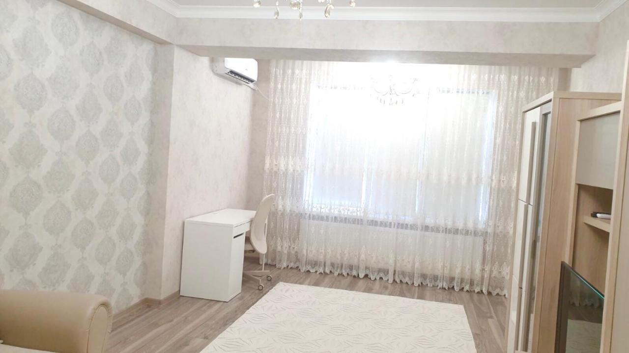 Center Apartment On Albisoara Street Kischinau Exterior foto