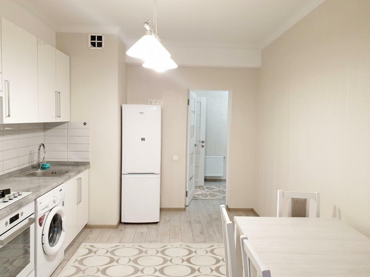 Center Apartment On Albisoara Street Kischinau Exterior foto